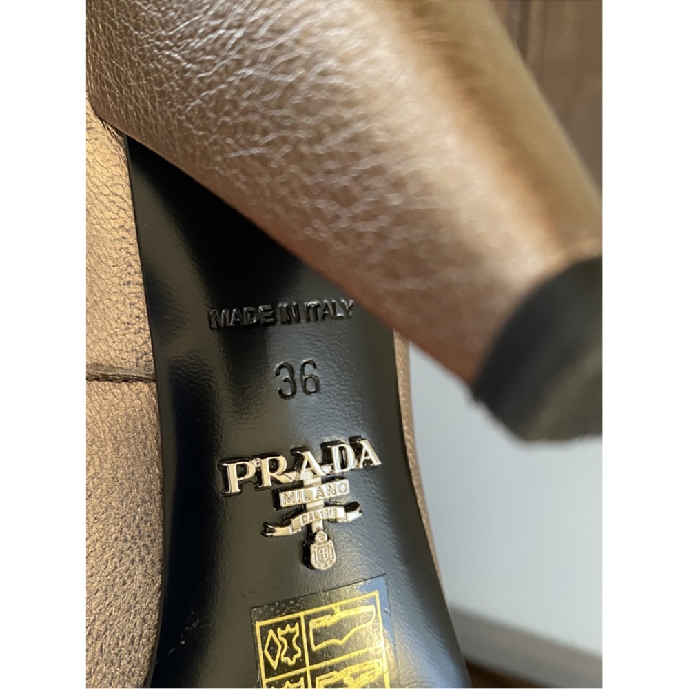 Prada boots - Picture 5 of 8